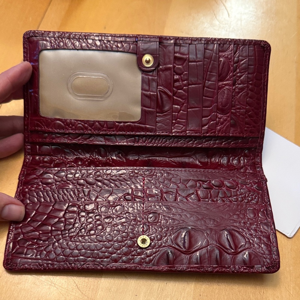 Brahmin Deep Red Croc-Embossed Wallet NWOT - Picture 3 of 4